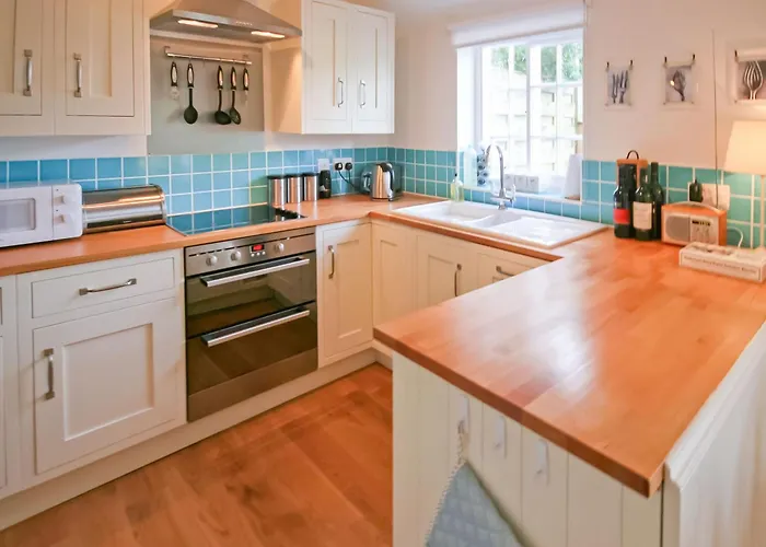 Yew Tree * Burythorpe